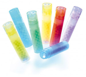 Lhoméopathie pour bébé : la trousse des 10 tubes incontournables