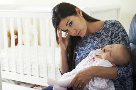 Traitement homéopathique contre le baby blues et autres remèdes naturels.