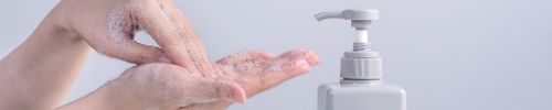 lavages de main à la solution hydroalcoolique